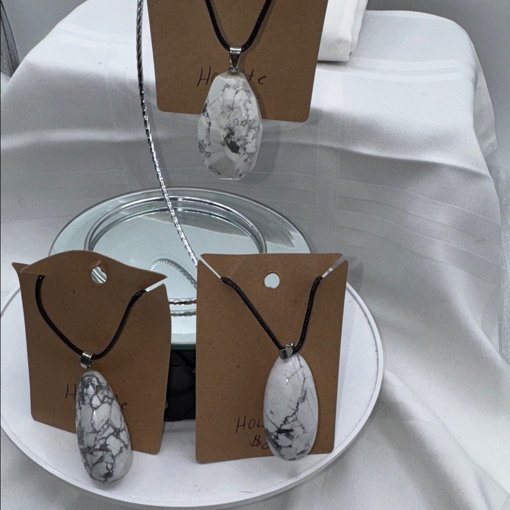 Howlite Natural Stone Necklace choose B or C 2” pendant 9” cord NEW gray white